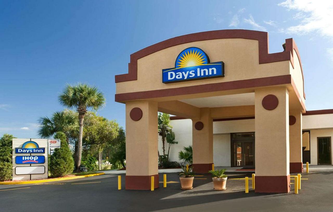 Days Inn By Wyndham Orlando Conv. Center/International Dr Williamsburg Exterior photo