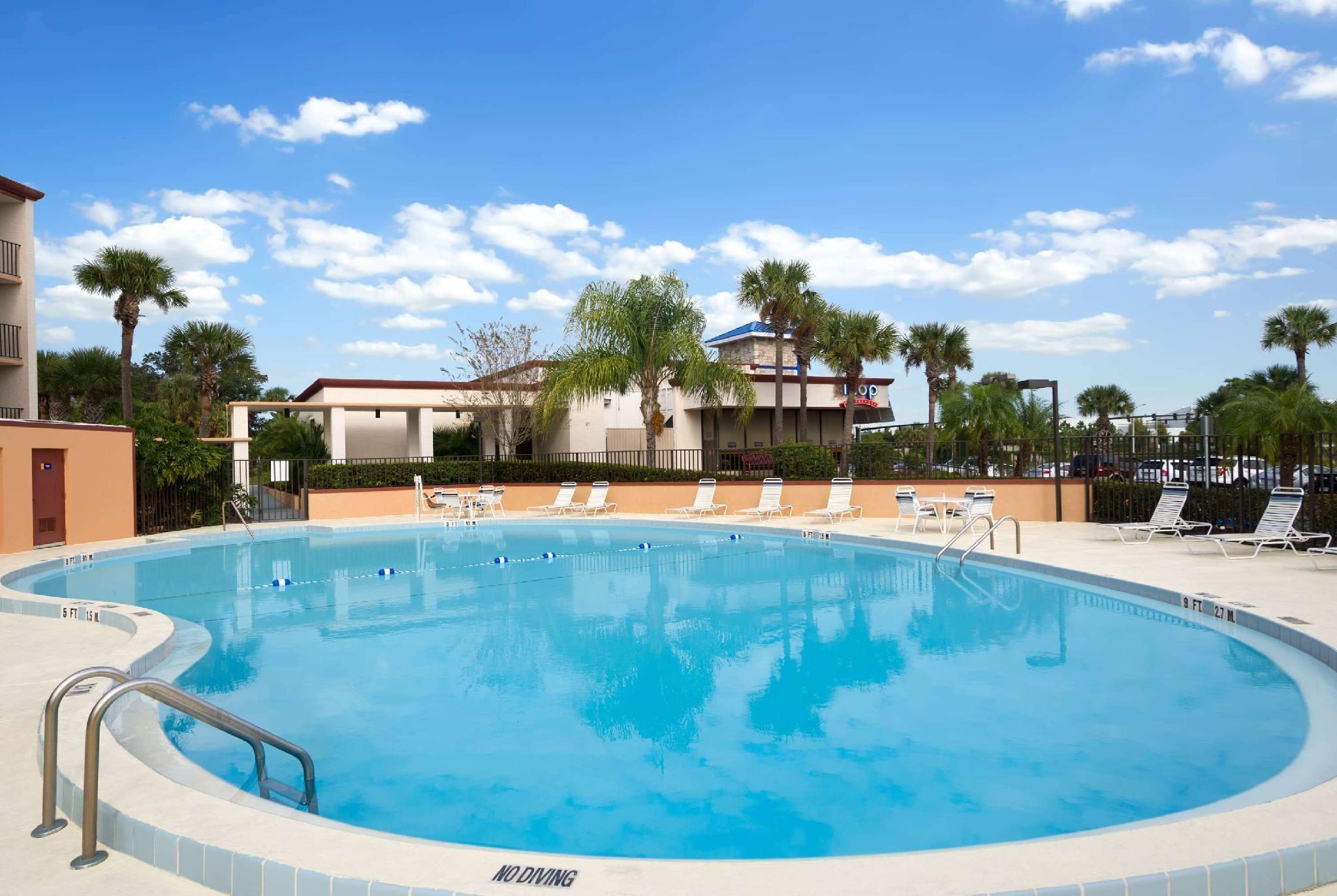 Days Inn By Wyndham Orlando Conv. Center/International Dr Williamsburg Exterior photo