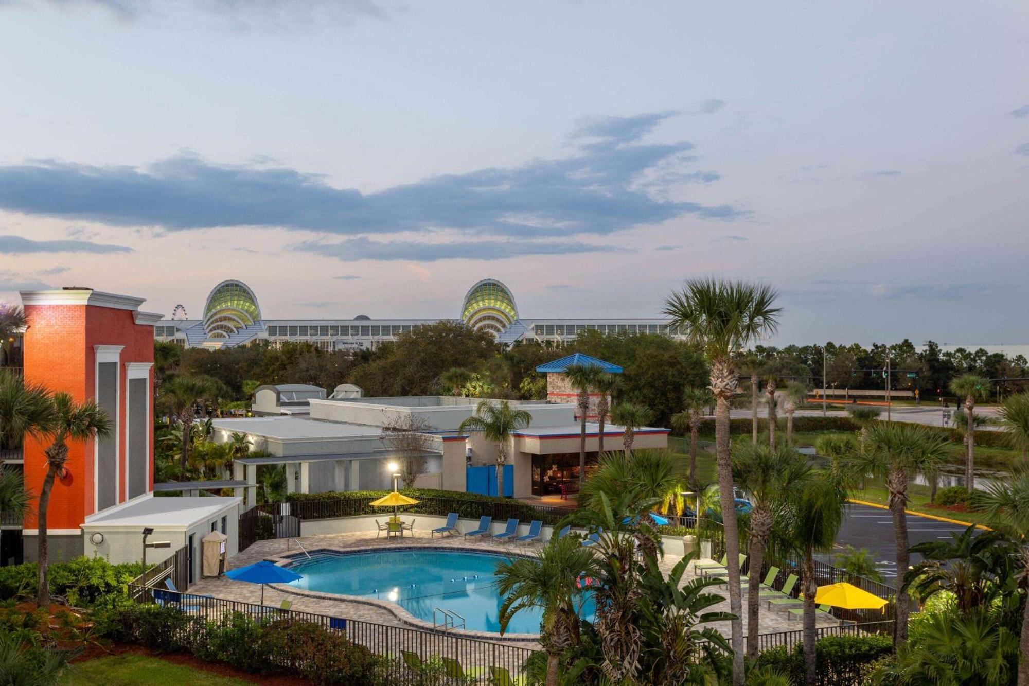 Days Inn By Wyndham Orlando Conv. Center/International Dr Williamsburg Exterior photo