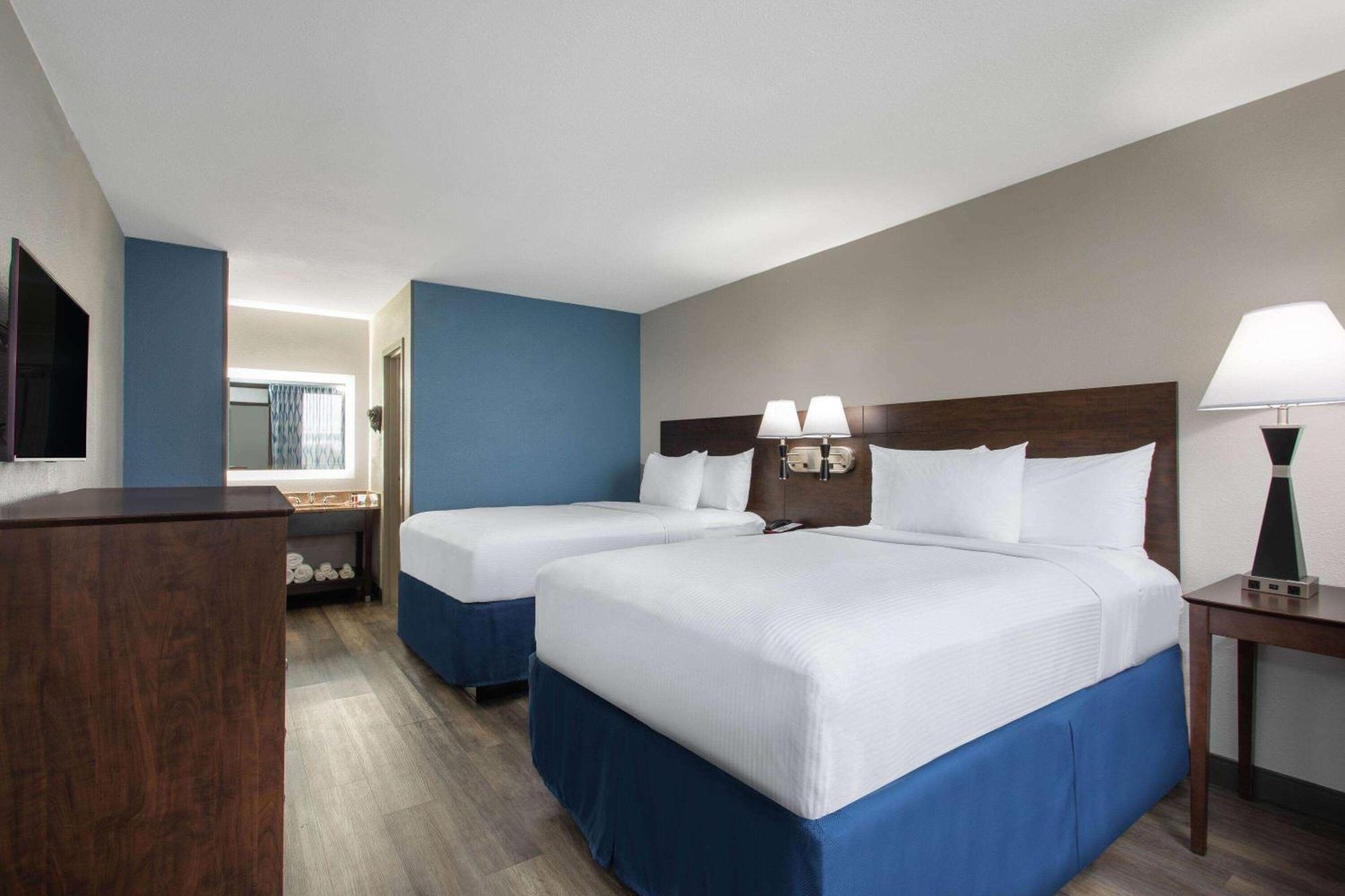 Days Inn By Wyndham Orlando Conv. Center/International Dr Williamsburg Exterior photo
