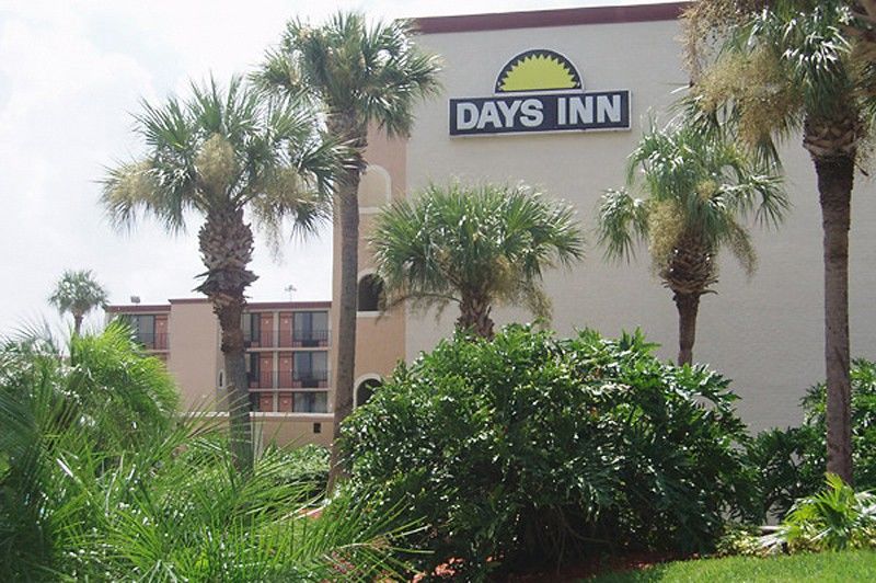 Days Inn By Wyndham Orlando Conv. Center/International Dr Williamsburg Exterior photo