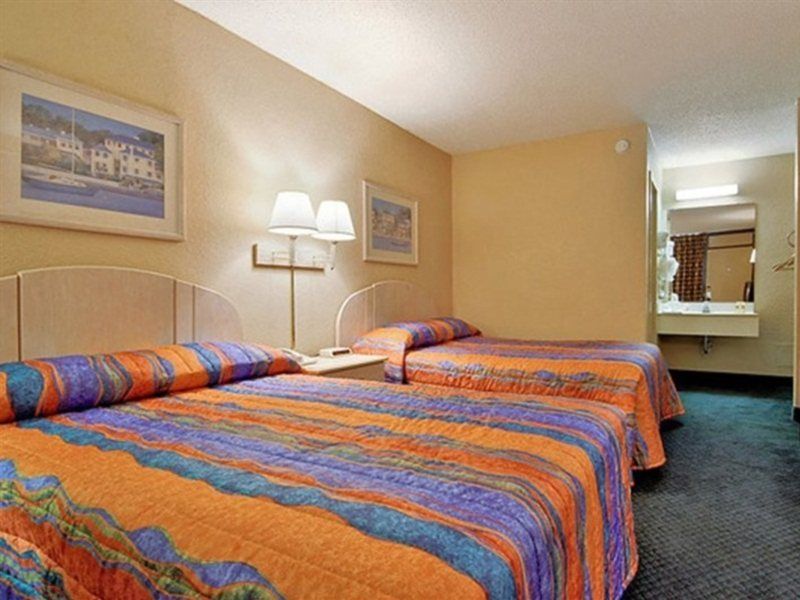 Days Inn By Wyndham Orlando Conv. Center/International Dr Williamsburg Exterior photo