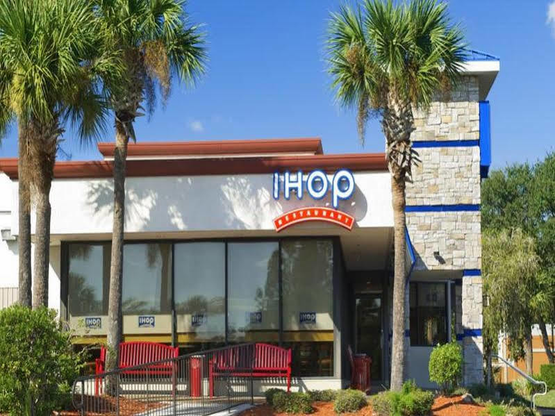 Days Inn By Wyndham Orlando Conv. Center/International Dr Williamsburg Exterior photo
