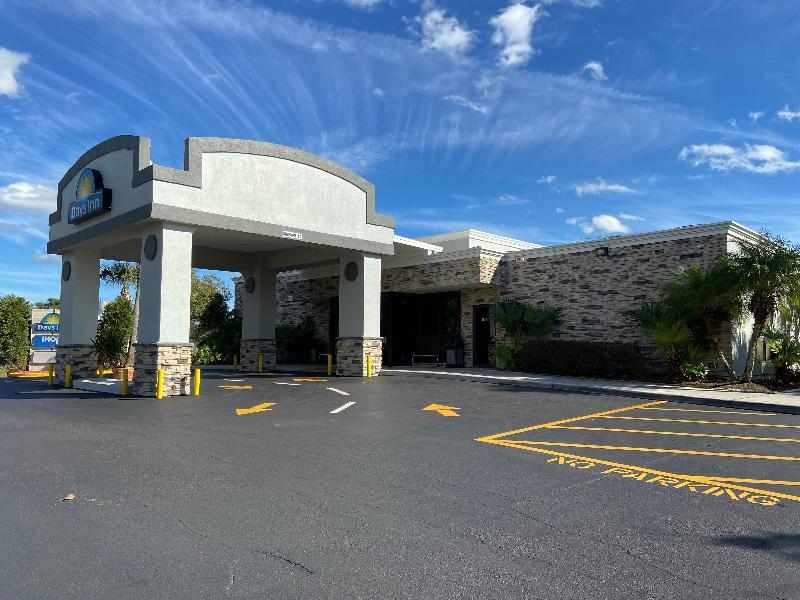 Days Inn By Wyndham Orlando Conv. Center/International Dr Williamsburg Exterior photo